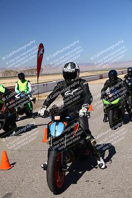 media/Jun-16-2024-Lets Ride (Sun) [[4ae6dd1f02]]/Group B/Grid and Front Straight/